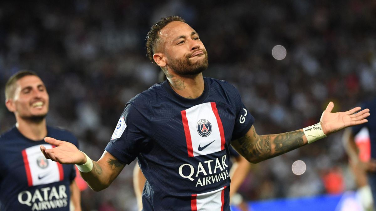 Neymar lors de PSG - Montpellier en Ligue 1
