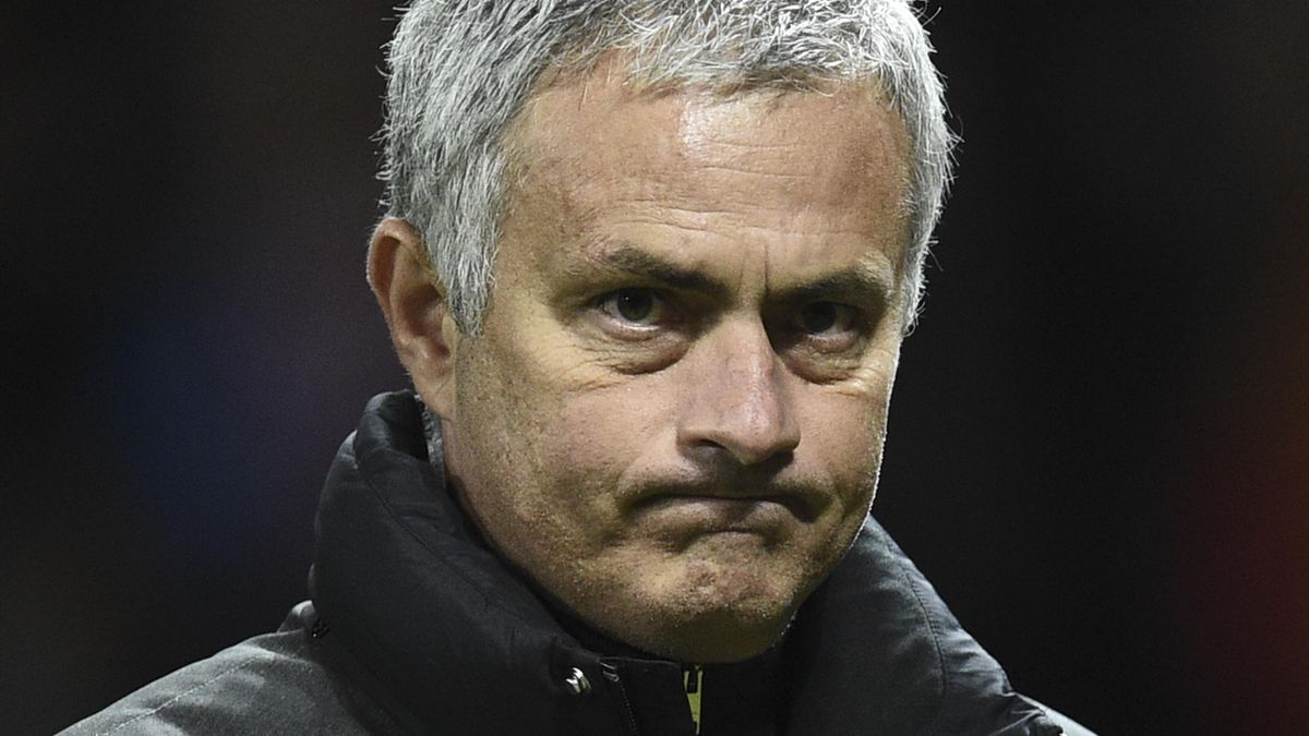 Paper Round: Mourinho - my life is a disaster - Eurosport