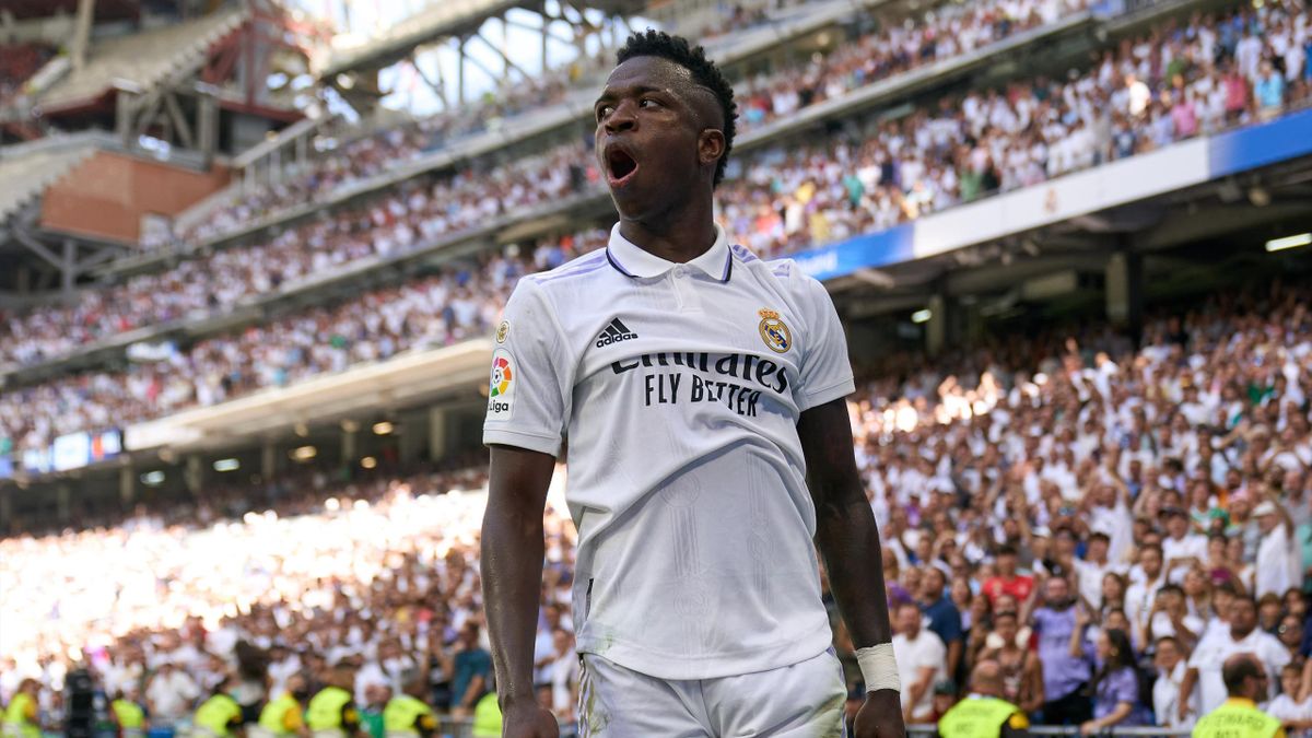 El Real Madrid sale en defensa de Vinícius en un comunicado y condena  “comportamientos racistas” - Eurosport