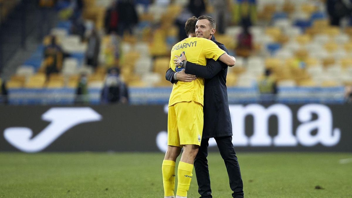 Ukraina Ispaniya Shevchenko Protivopolozhnost Cherchesovu Eto Pomoglo Obygrat Ispancev Eurosport