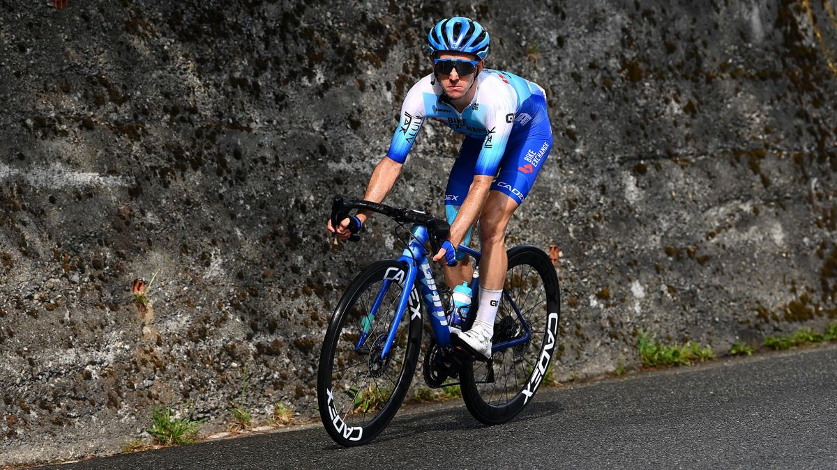 Simon Yates of United Kingdom and Team BikeExchange - Jayco competes during the 105th Giro d'Italia 2022, Stage 16.