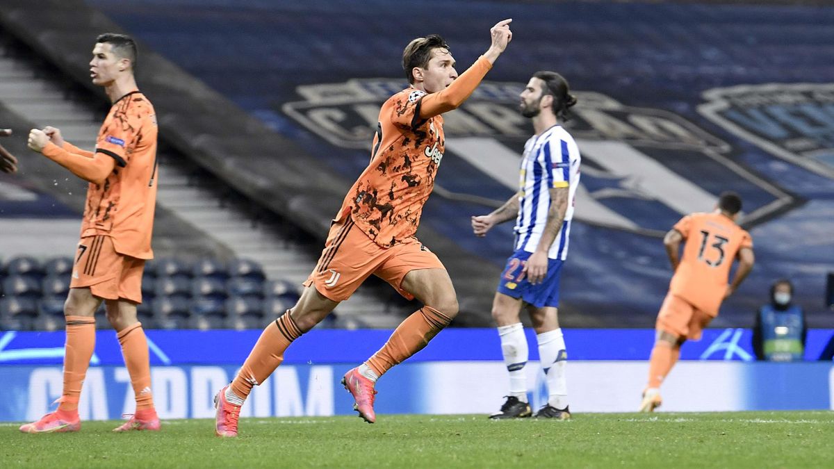 L'esultanza di Federico Chiesa dopo il gol che ha dimezzato lo svantaggio al "Do Dragao", Porto-Juventus, Champions League, Getty Images