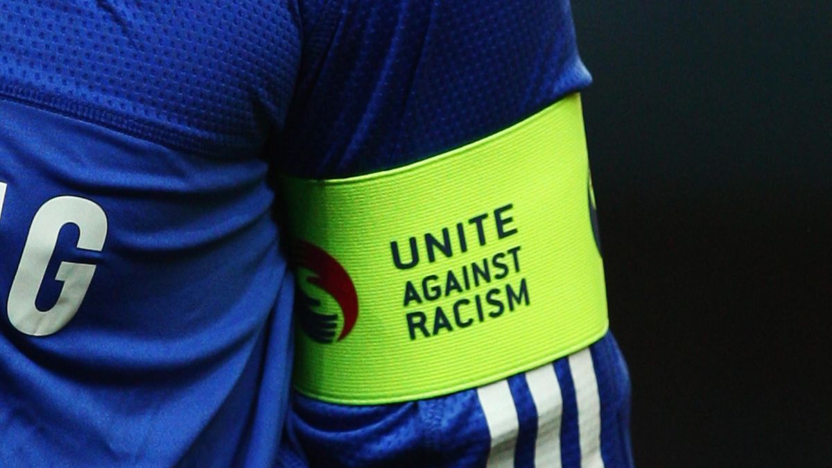 Igroki Apl Budut Nosit Antirasistskie Nashivki Ves Sezon 2020 21 Eurosport