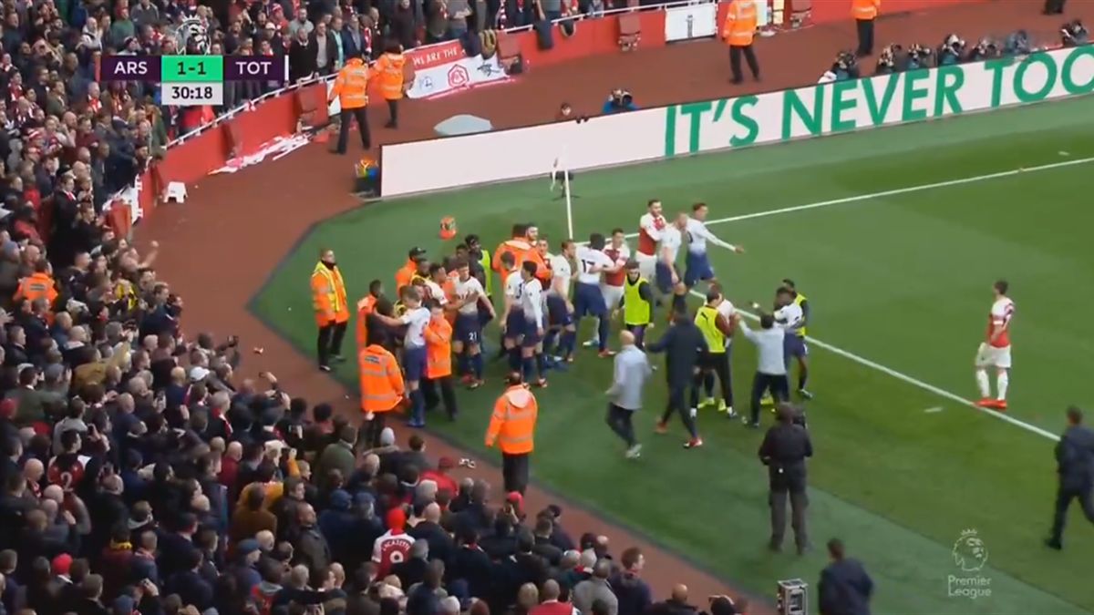 dajer slishkom derzko otprazdnoval gol