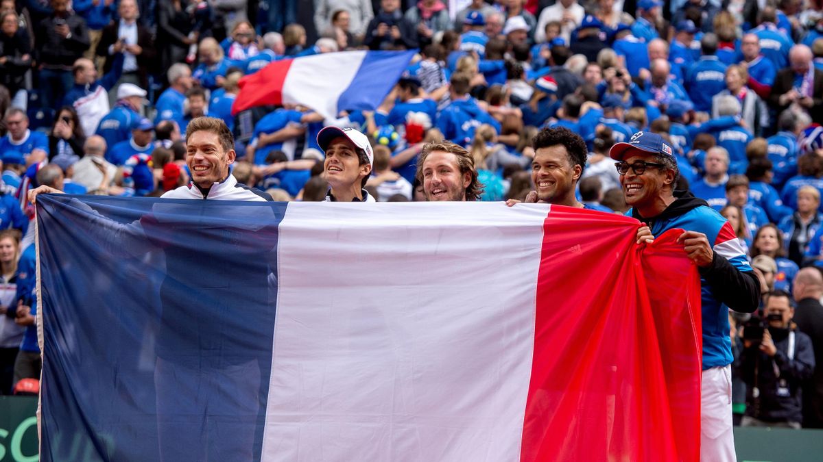 Nicolas Mahut, Pierre-Hugues Herbert, Lucas Pouille, Jo-Wilfried Tsonga et Yannick Noah / Equipe de France de Coupe Davis