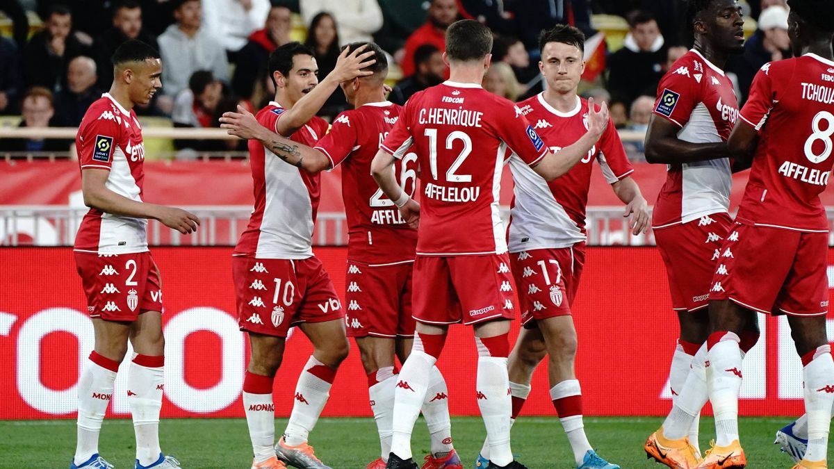 La joie des Monégasques, vainqueurs de Nice le 20 avril 2022 en Ligue 1