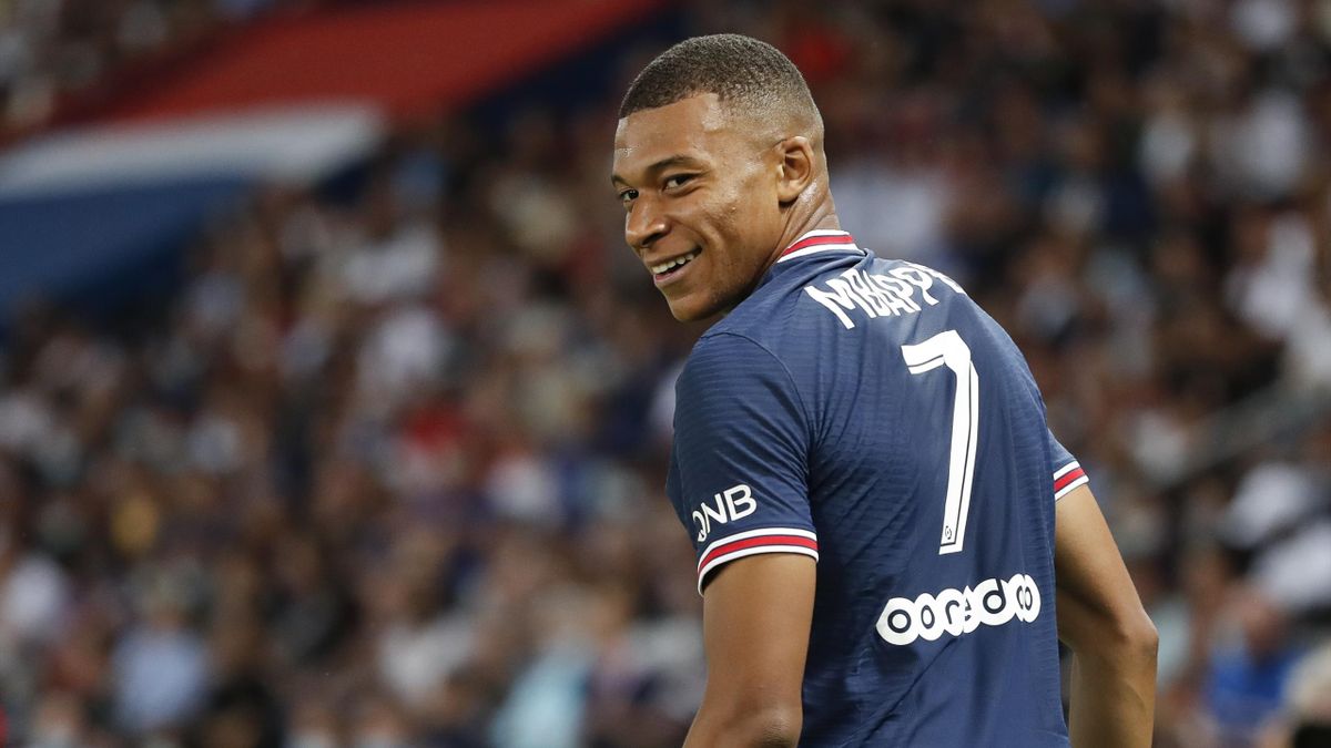 Mbappe on target as PSG continue perfect league start