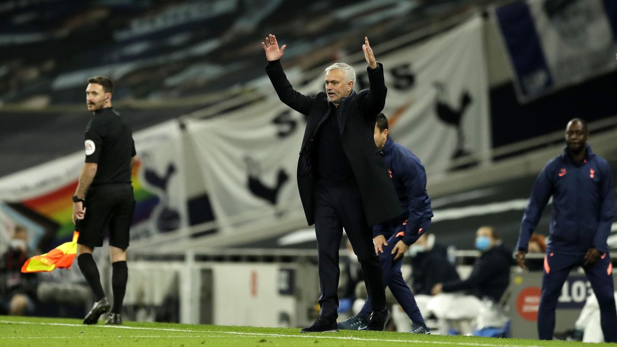 Jose Mourinho Says Football Happened Paul Parker Says That S Another Excuse After Spurs Collapse Eurosport