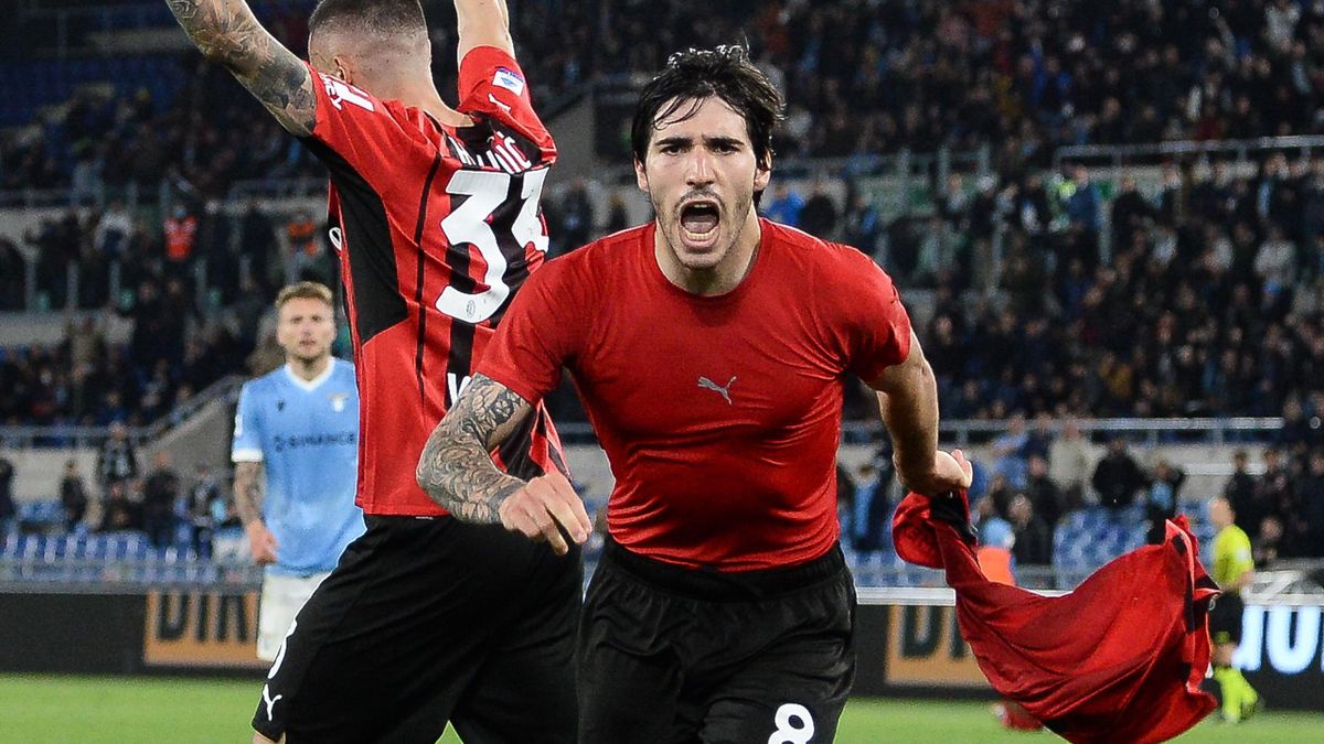 Lazio 1-2 AC Milan: Sandro Tonali stabs home dramatic last minute winner to  send Rossoneri to Serie A summit - Eurosport