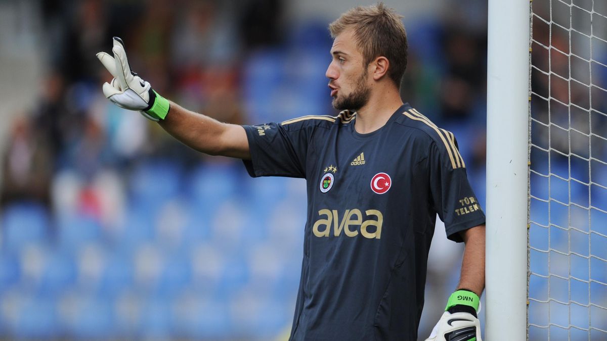 Mert Gunok Fenerbahce De Kaliyor Eurosport
