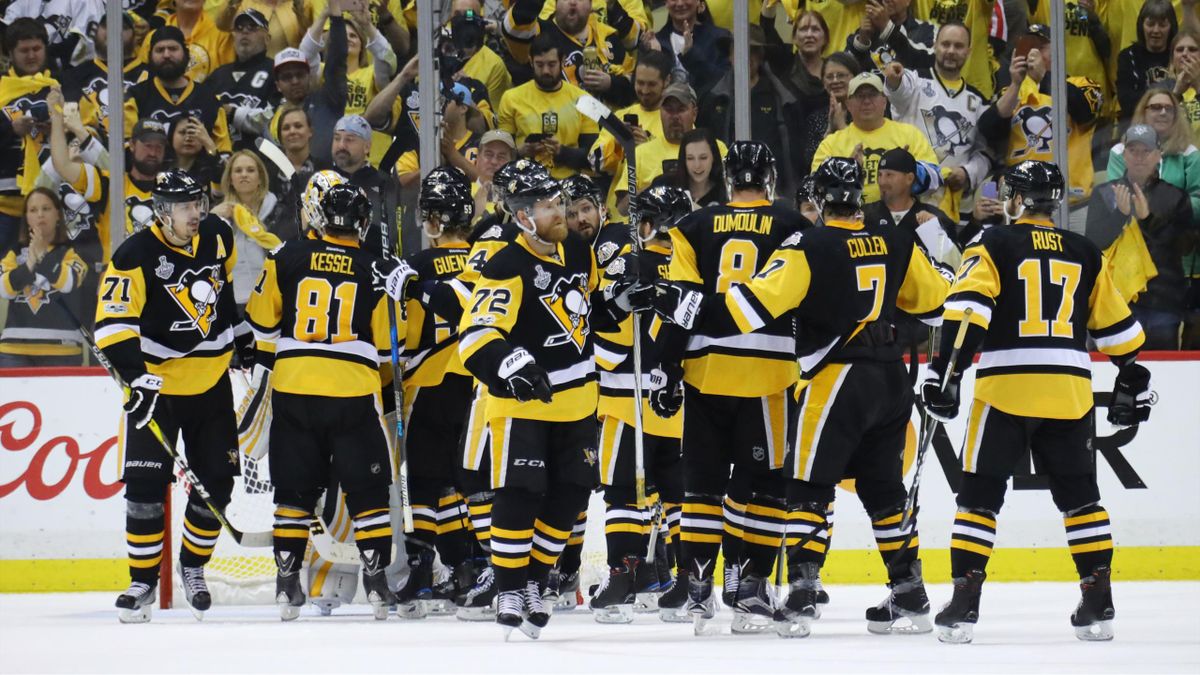 La joie des Pittsburgh Penguins après leur victoire sur Nashville dans le match 5