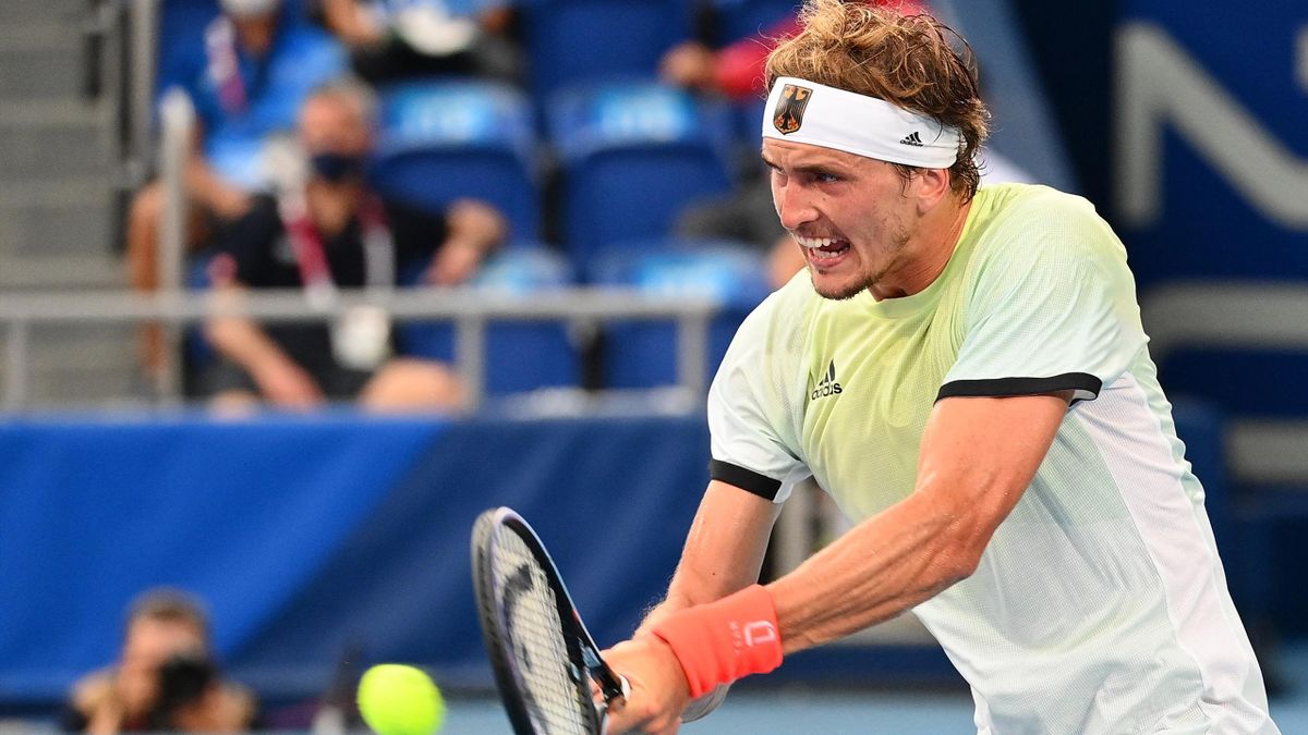 Olympia 2021: Alexander Zverev entzaubert Novak Djokovic ...
