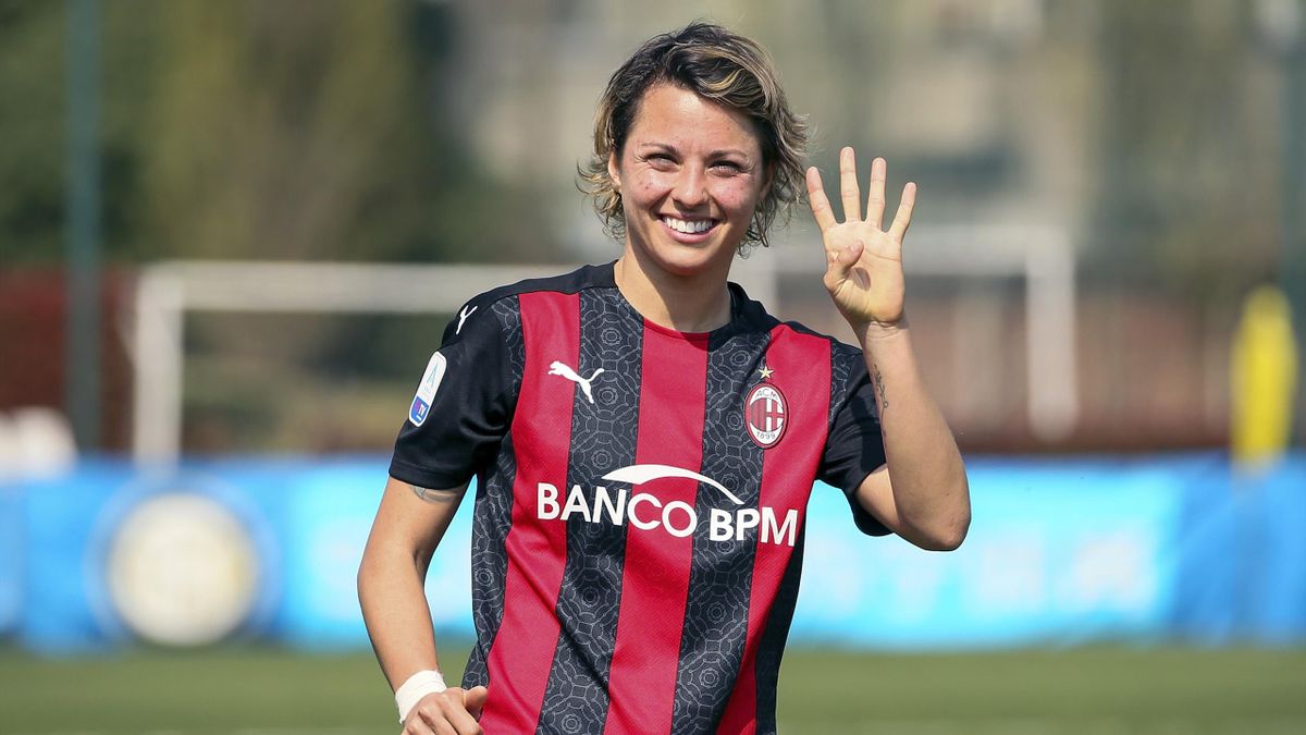 Inter-Milan 1-4, Serie A femminile 2020-2021: Valentina Giacinti esulta dopo la realizzazione di 4 reti (Getty Images)