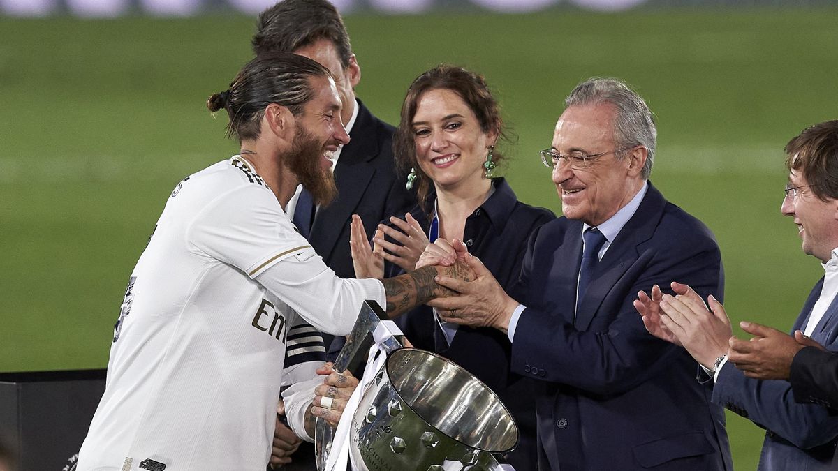 Sergio Ramos of Real Madrid CF Salutes to Florentino Perez President of Real Madrid CF to celebrates winning the Spanish league after the game during the La Liga match between Real Madrid CF and Villarreal CF at Estadio Alfredo Di Stefano on July 16, 2020