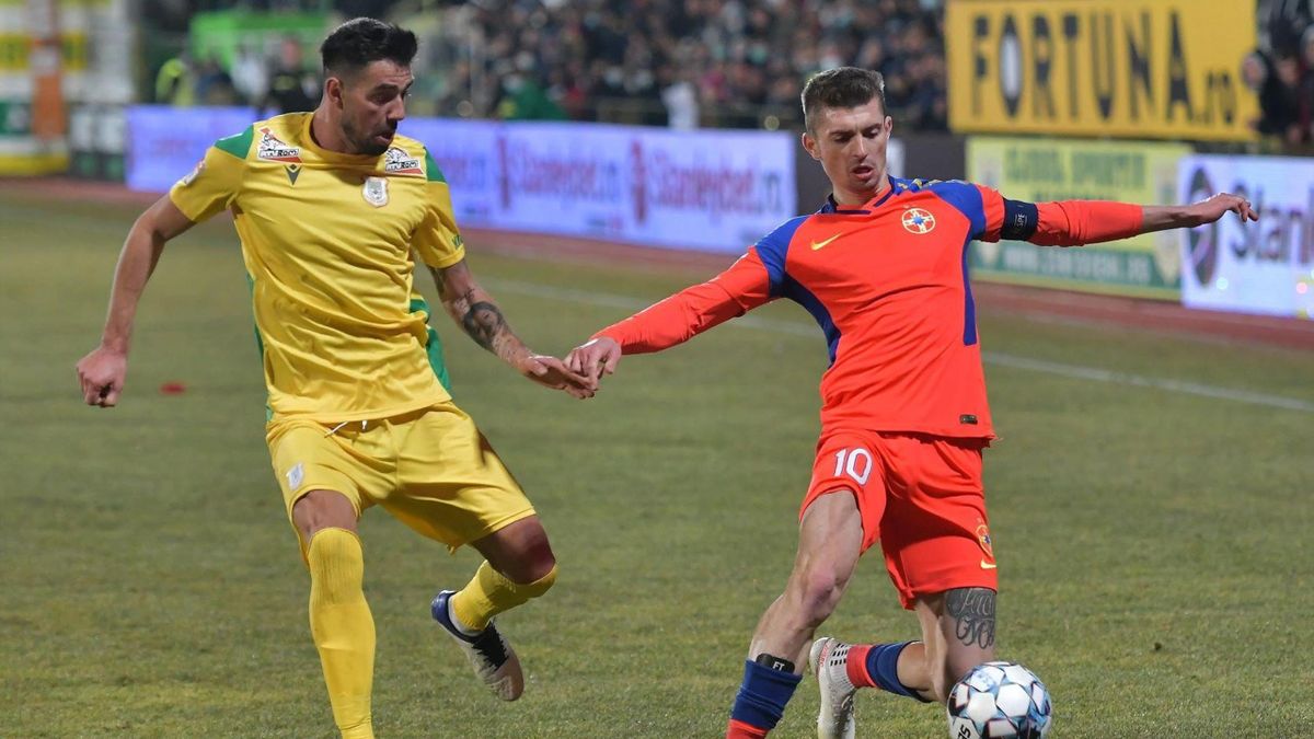 Florin Tănase (FCSB), în meciul cu CS Mioveni