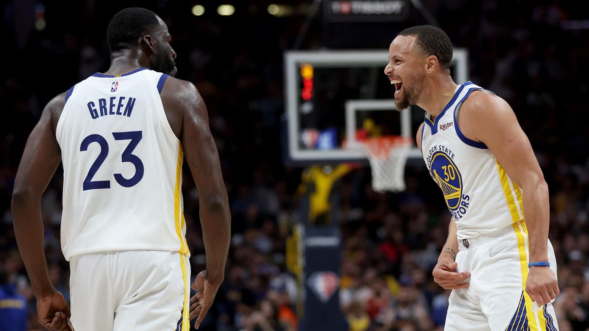 Draymond Green et Stephen Curry, hommes forts des Golden State Warriors sur ces play-offs 2022