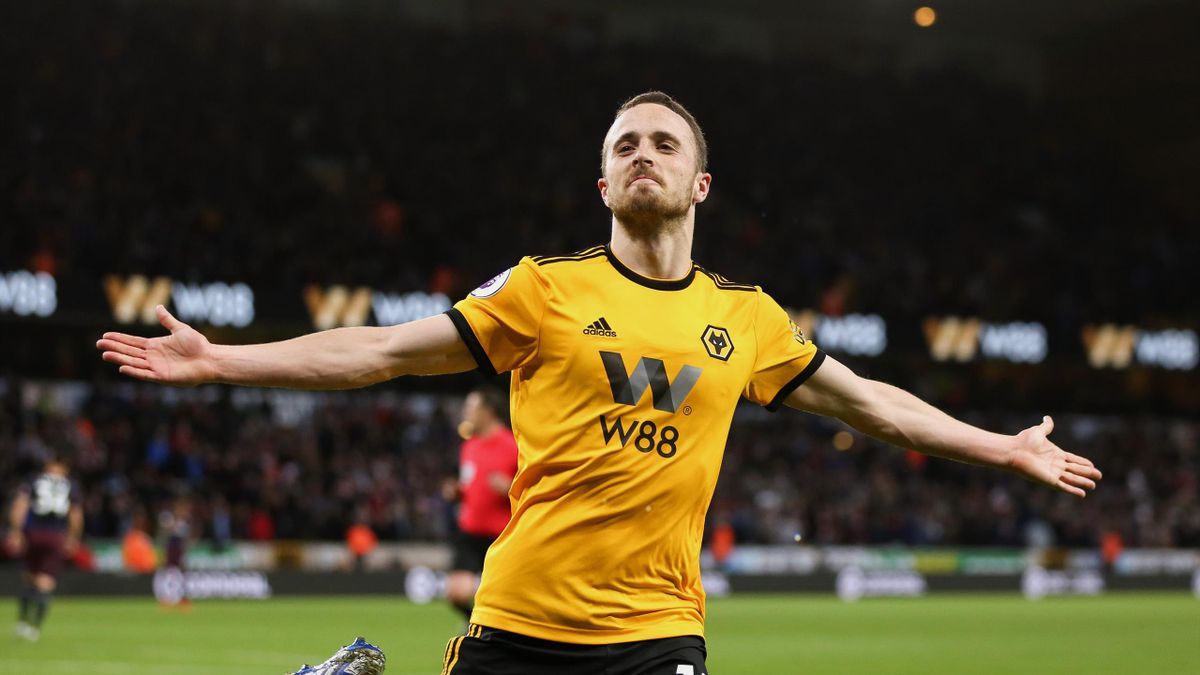 Diogo Jota of Wolverhampton Wanderers celebrates after scoring a goal to make it 3-0 during the Premier League match between Wolverhampton Wanderers and Arsenal FC at Molineux on April 24, 2019 in Wolverhampton, United Kingdom