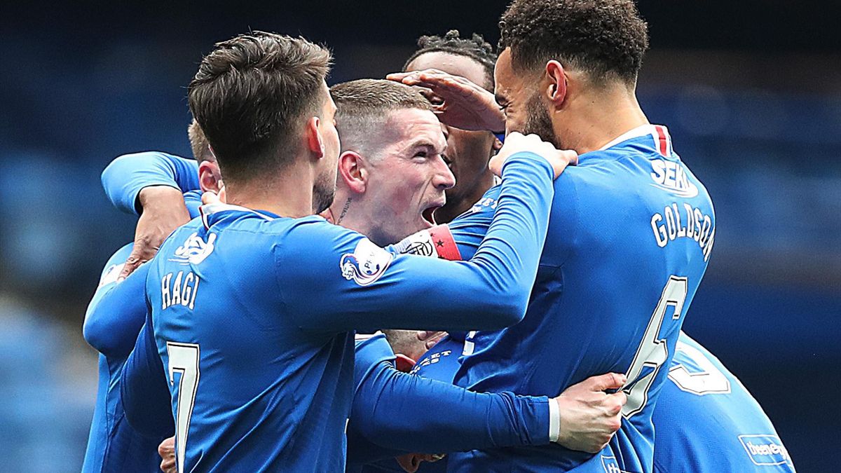 Football news - Rangers crowned Scottish champions first time in 10 as Celtic slip up - Eurosport