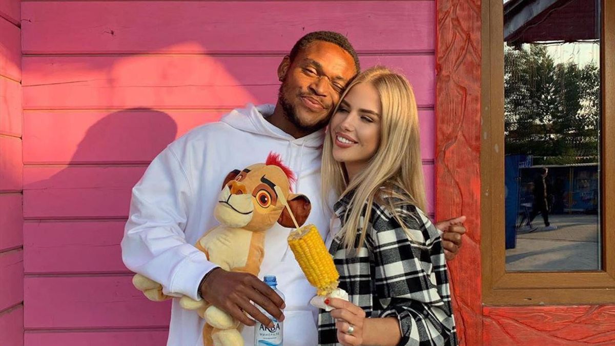 fanat cska oshtrafovan za rasistskij