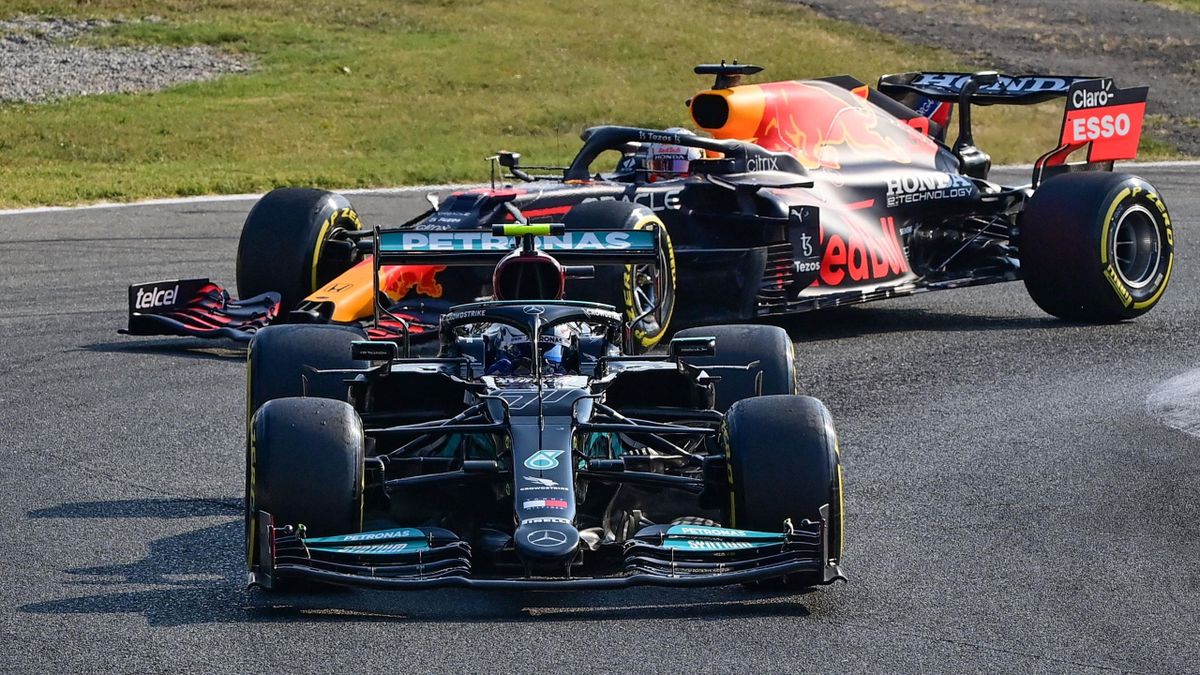 Mercedes' Finnish driver Valtteri Bottas drives ahead of Red Bull's Dutch driver Max Verstappen during the sprint session at the Autodromo Nazionale circuit in Monza, on September 11, 2021, ahead of the Italian Formula One Grand Prix