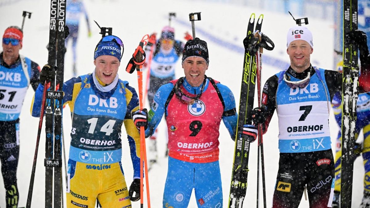 Sebastian Samuelsson, Quentin Fillon Maillet et Tarjei Boe après la poursuite à Oberhof le 9 janvier 2022