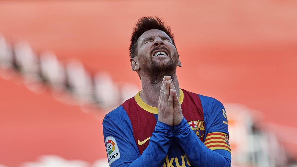 Lionel Messi of Barcelona lament a failed occasion during the La Liga Santander match between FC Barcelona and Atletico de Madrid at Camp Nou on May 8, 2021 in Barcelona, Spain.
