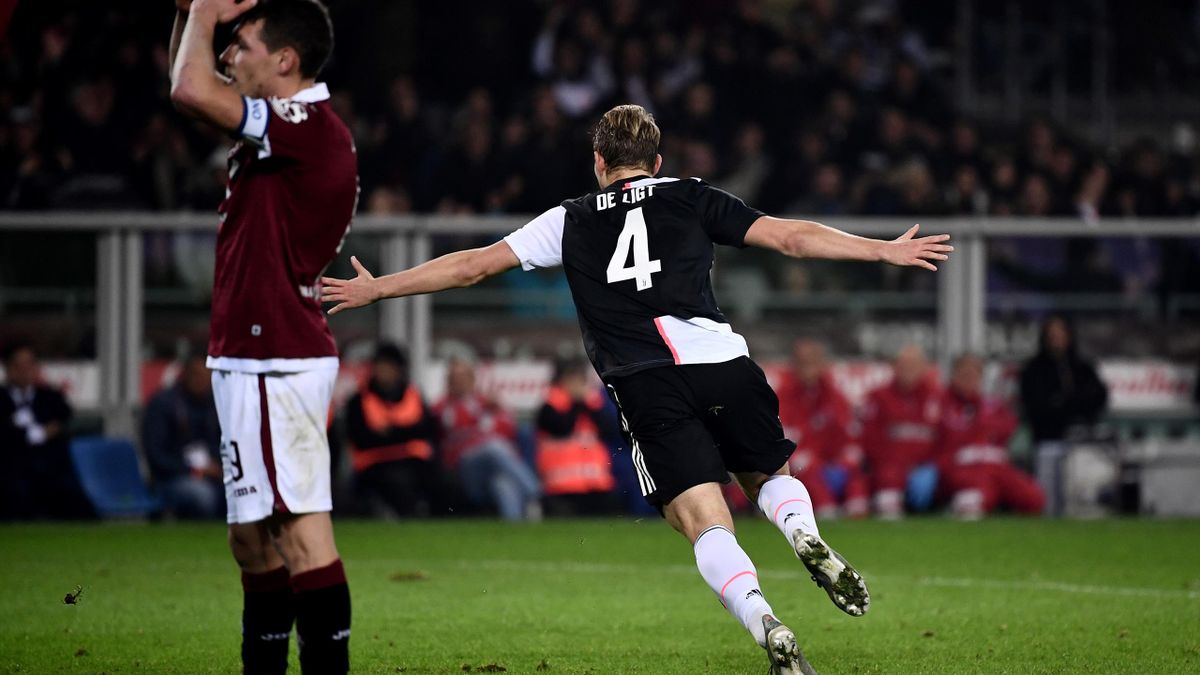 de Ligt esulta davanti a un Belotti che si dispera, Torino-Juventus, Serie A 2019/20