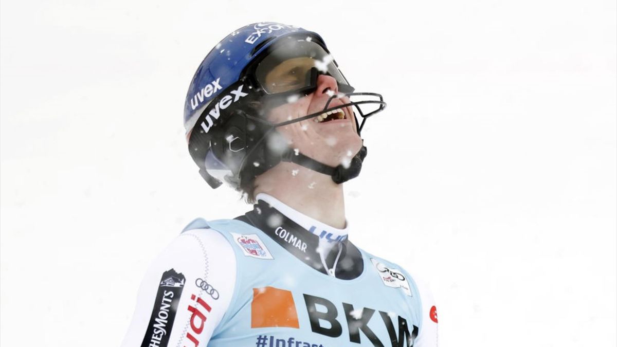 Clément Noël à l'arrivée du slalom de Flachau le 16 janvier 2021