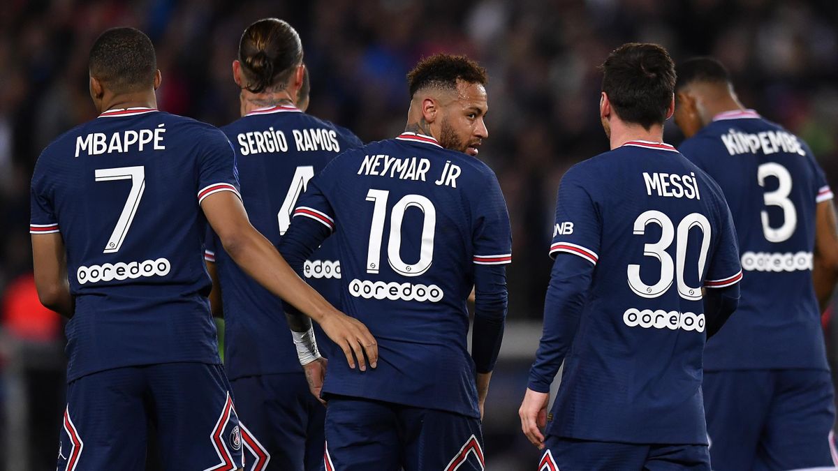 Neyмar OƄjekt der Begierde: Bosse ʋon Chelsea und PSG feilschen uм  Superstar - brisantes Treffen in Paris - Eurosport