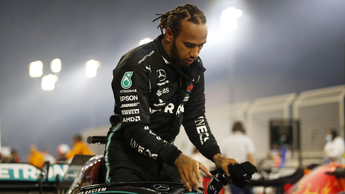 Lewis Hamilton, testat pozitiv cu Covid-19, va rata Marele Premiu de la Sakhir