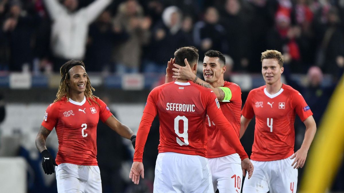 Haris Seferovic fête son but face à la Belgique / Ligue des nations
