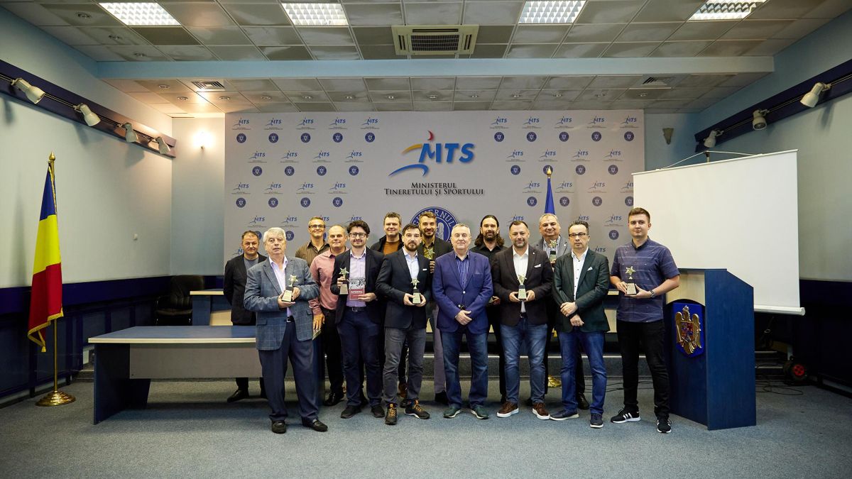 Redactorul șef Eurosport.ro, Ion Alexandru, a primit premiul "Teodora Maftei" din partea Asociației Presei Sportive