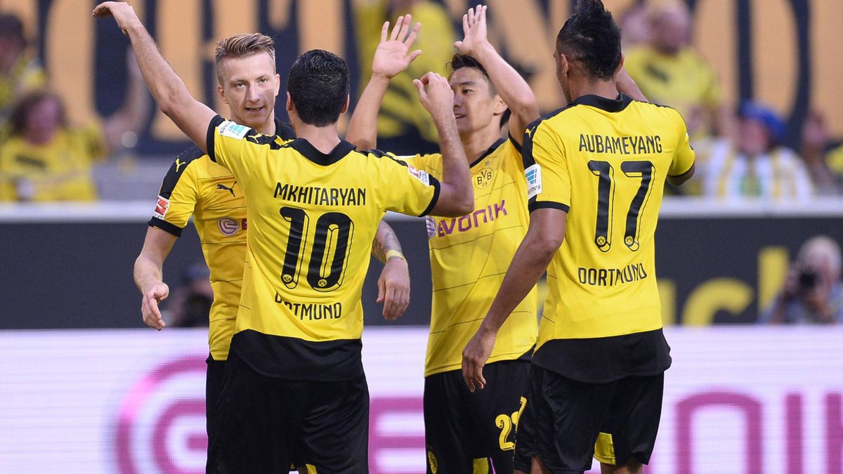 Jubelstimmung bei Borussia Dortmund im Spiel gegen Borussia Mönchengladbach