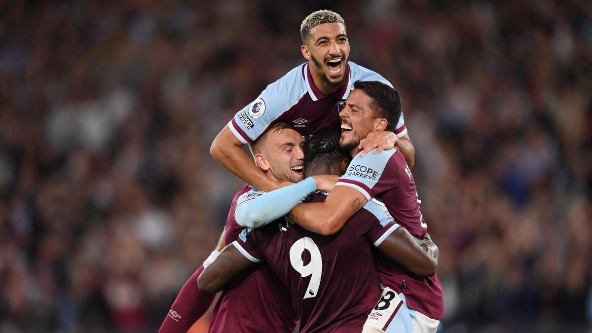 West Ham United FC Thump Leicester FC 4-1!