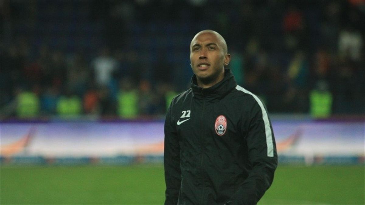 forvard zari zhenshina kotoraya