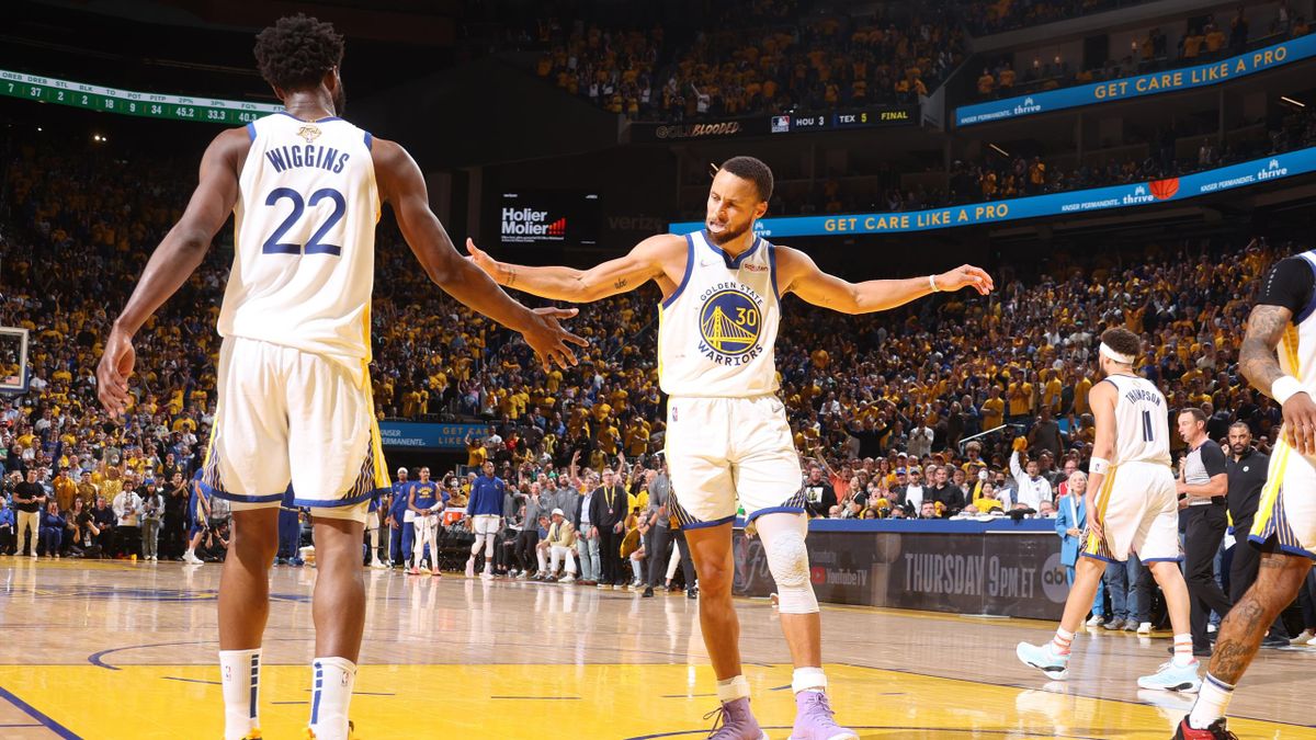 Stephen Curry, Andrew Wiggins et les Warriors ne sont plus qu'à une victoire du titre NBA 2022