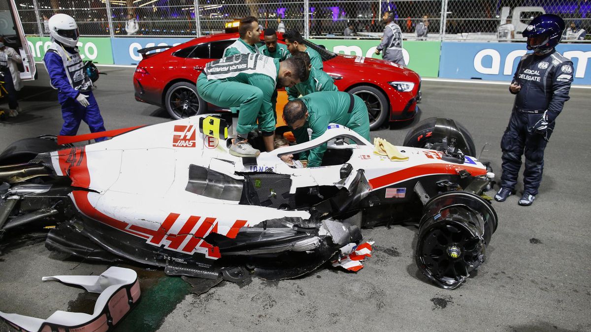Mick Schumacher mit heftigem Crash beim Qualifying in Saudi-Arabien