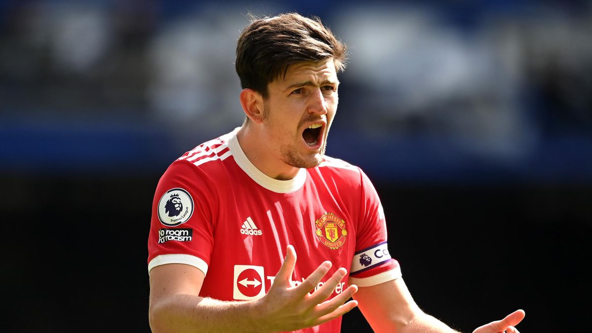 Harry Maguire of Manchester United reacts during the Premier League match between Everton and Manchester United at Goodison Park on April 09, 2022 in Liverpool, England. (Photo by Michael Regan/Getty Images)