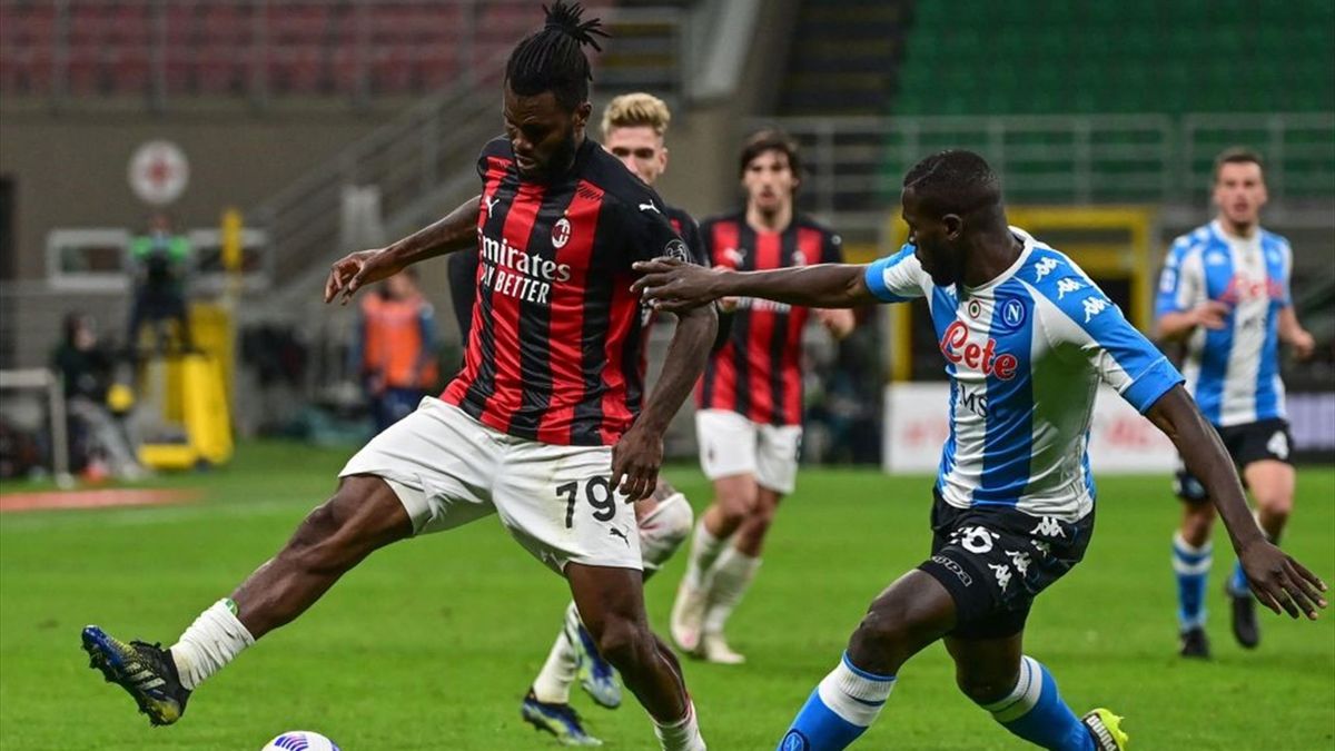 Kessié e Koulibaly a duello in Milan-Napoli - Serie A 2021/2022