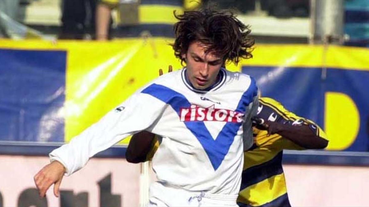 Andrea Pirlo, pe vremea când juca la Brescia