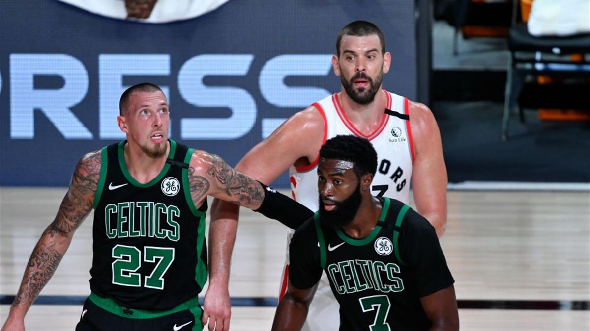 Nba Theis Und Celtics Schalten Titelverteidiger Toronto Aus Eurosport