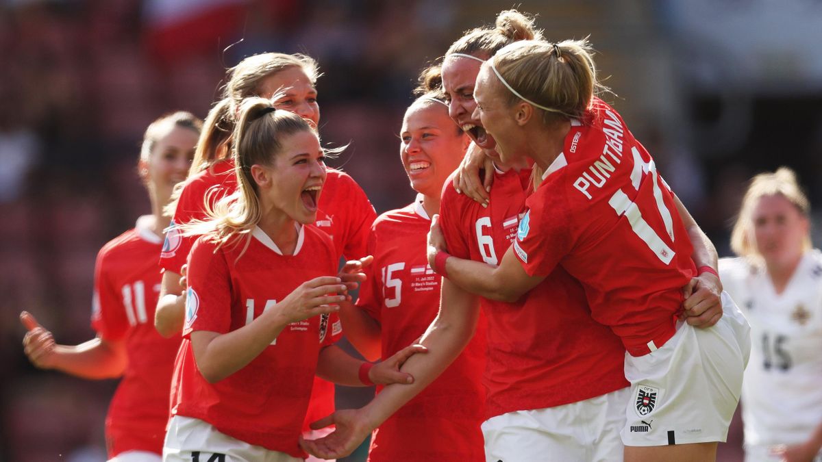 atharina Schiechtl of Austria celebrates with teammates after scoring their team's first goal during the UEFA Women's Euro 2022 group A match between Austria and Northern Ireland at St Mary's Stadium
