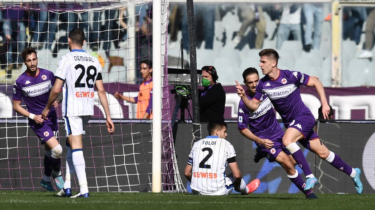 Fiorentina-Atalanta, il gol di Piatek