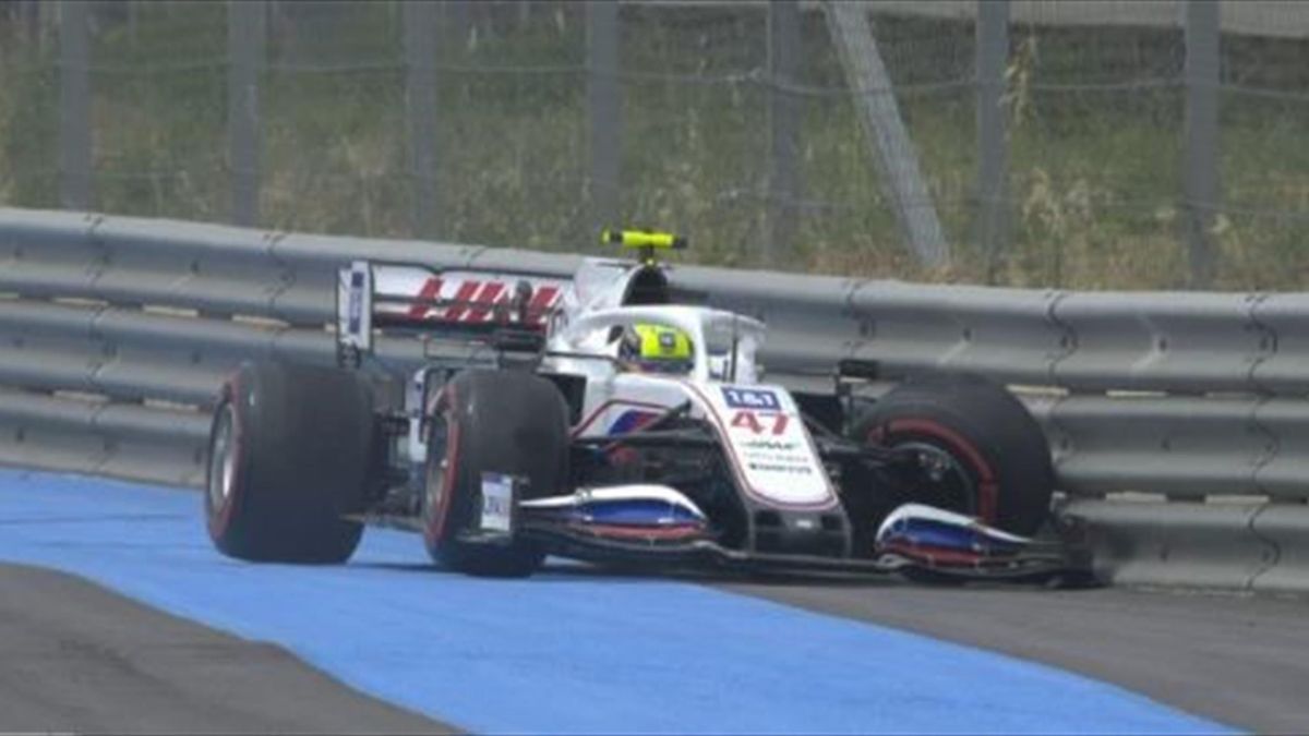 Mick Schumacher (Haas) crasht im Qualifying in Frankreich