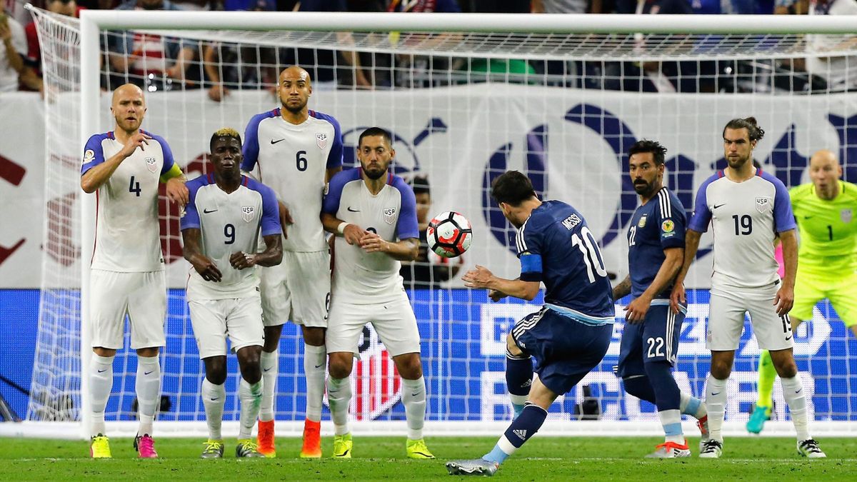 Lionel Messi Stars As Argentina Crush Usa In Copa America Semi Final Eurosport