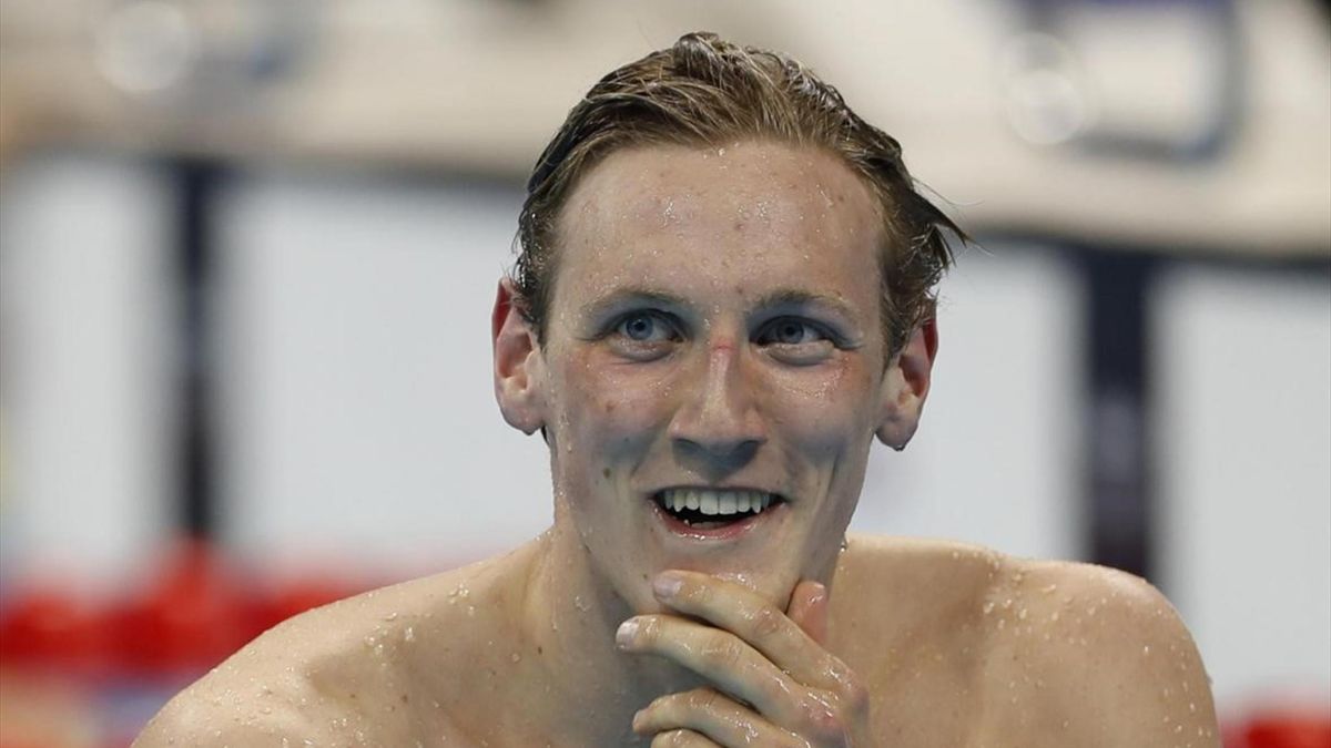 "Quel neo è sospetto": tifoso salva olimpionico Mack ...