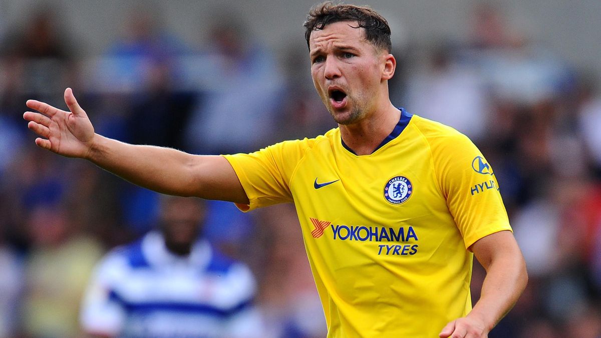 Danny Drinkwater of Chelsea gives his team instructions during the Pre-Season Friendly match between Reading and Chelsea at Madejski Stadium on July 28, 2019 in Reading, England