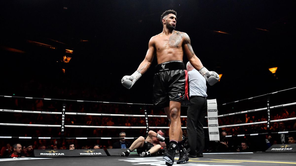 Tony yoka poids taille