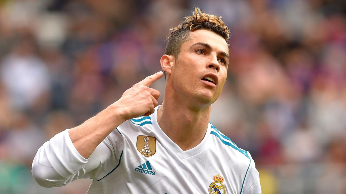 Contrat Salaire Avenir Cristiano Ronaldo Devrait Finalement Prolonger Au Real Madrid Eurosport [ 675 x 1200 Pixel ]