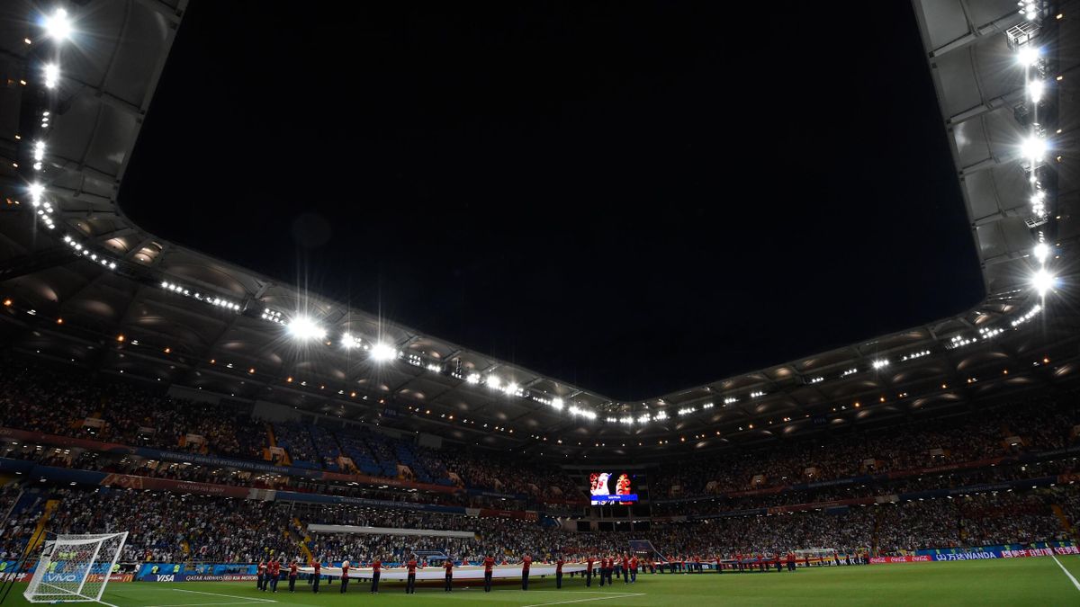 kak izmenilis stadiony v 11 gorodah